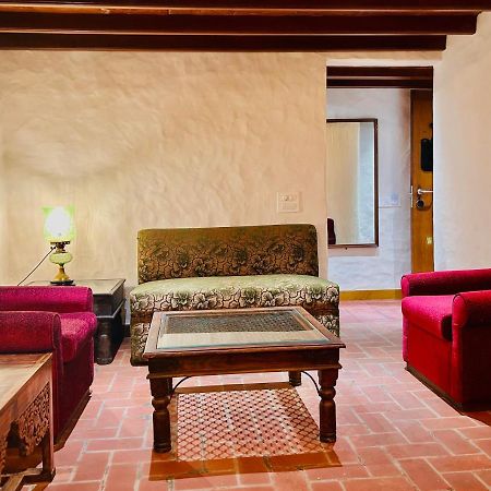 The Kaptain'S Retreat Chandīgarh Εξωτερικό φωτογραφία